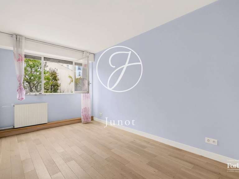 Appartement Paris 11e - 3 chambres - 93m²