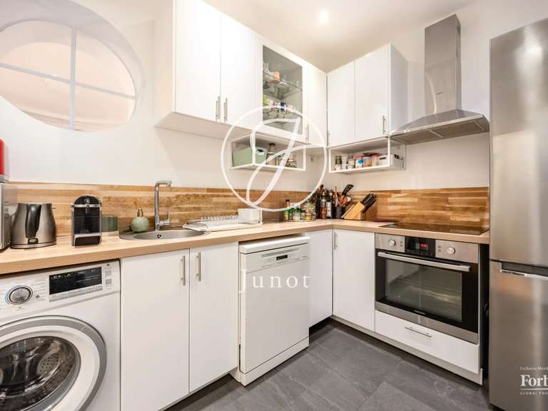 Appartement Paris 8e - 3 chambres - 147m²