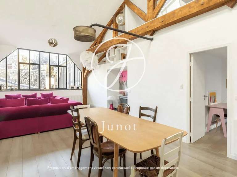Appartement Paris 18e - 6 chambres - 132m²