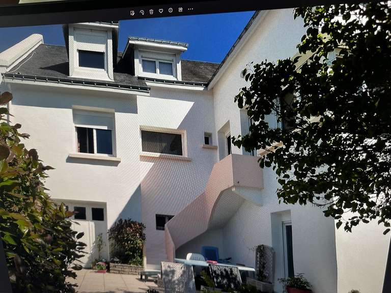 Maison Hennebont - 6 chambres - 242m²