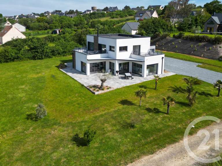 Maison Barneville-Carteret - 3 chambres - 254m²
