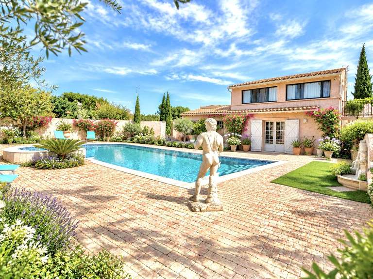 Maison Le cap-d-agde - 4 chambres - 145m²