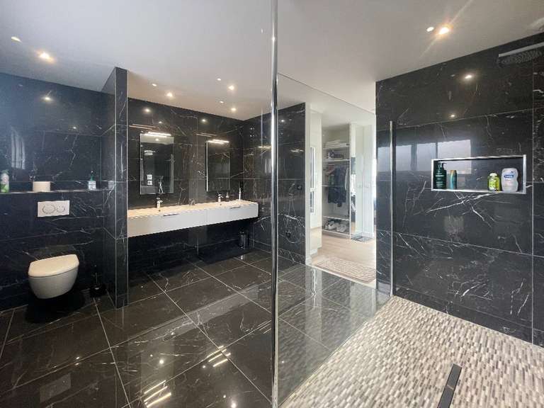 Maison Barneville-Carteret - 3 chambres - 254m²