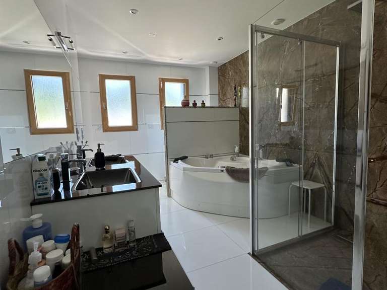 Maison Languidic - 4 chambres - 250m²