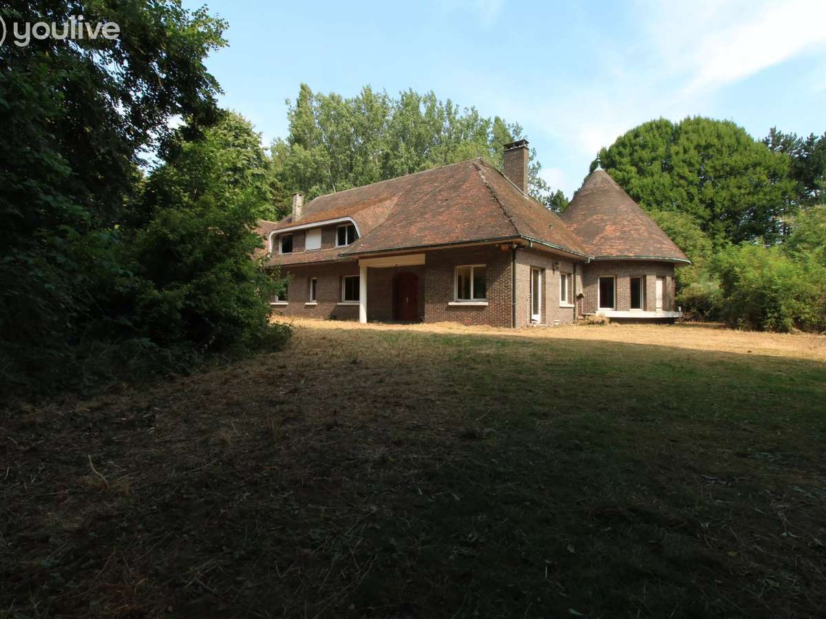 Maison Carvin