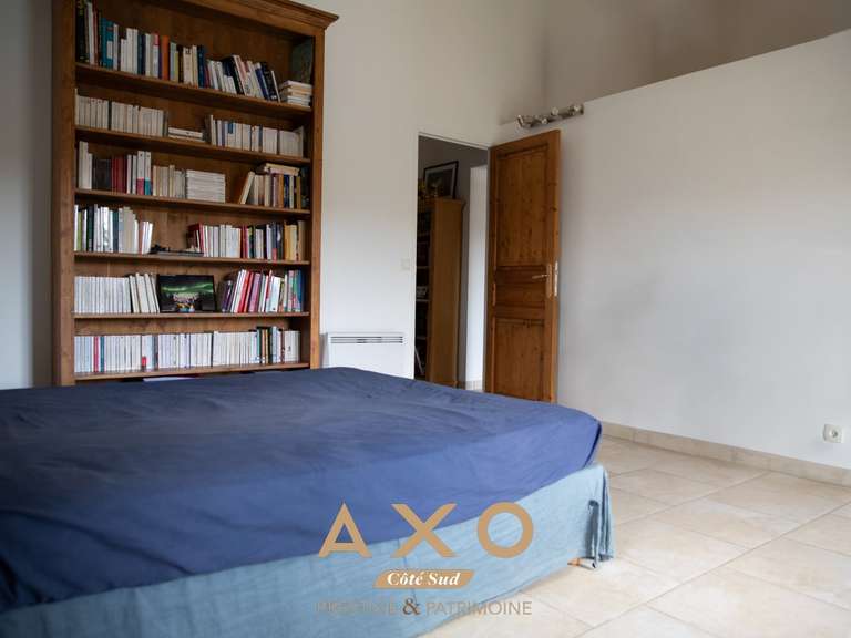 Maison Meyrargues - 4 chambres - 224m²