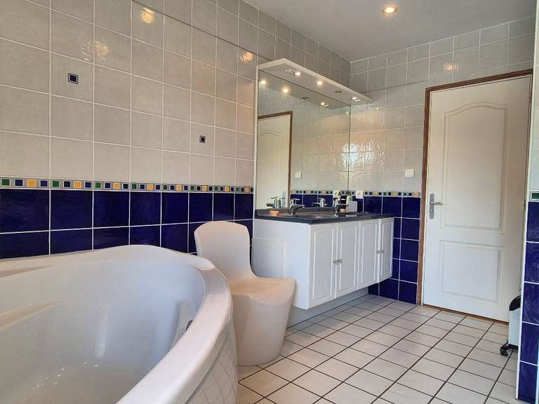 Maison Clohars-Fouesnant - 4 chambres - 182m²