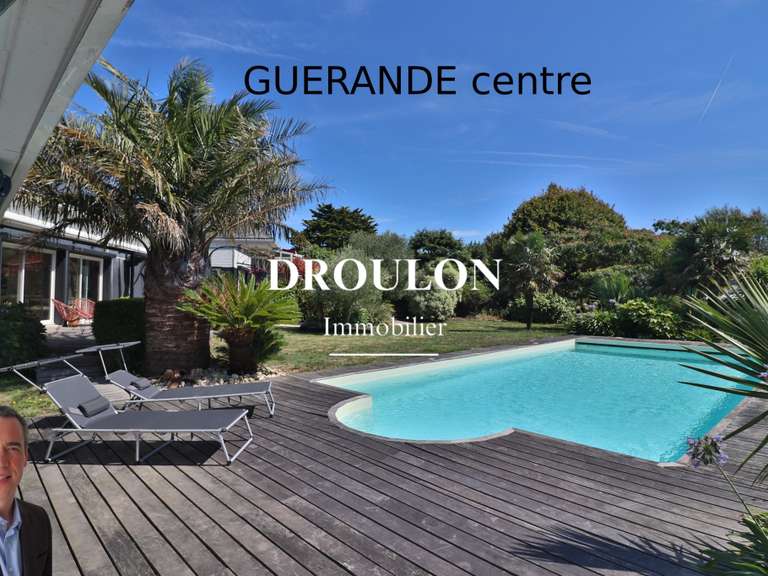 Maison Guérande - 5 chambres - 265m²