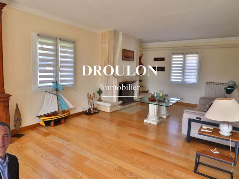 Maison Guérande - 5 chambres - 265m²