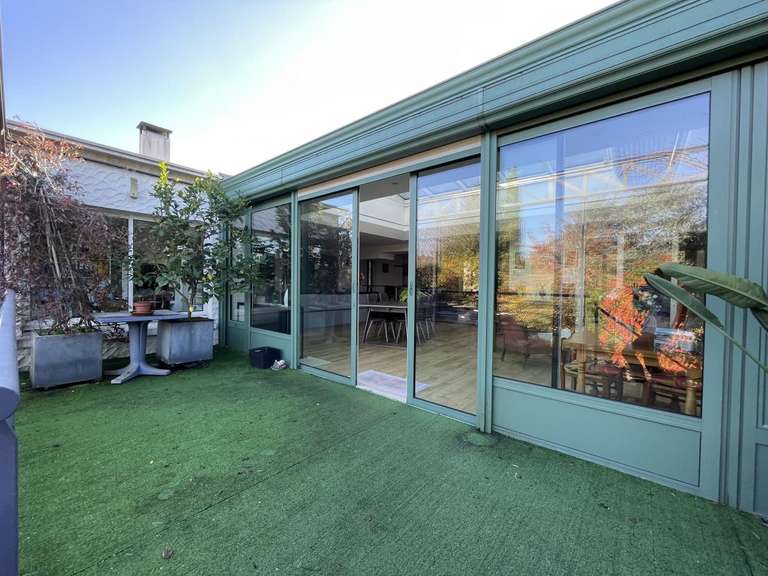 Maison Rezé - 3 chambres - 217m²