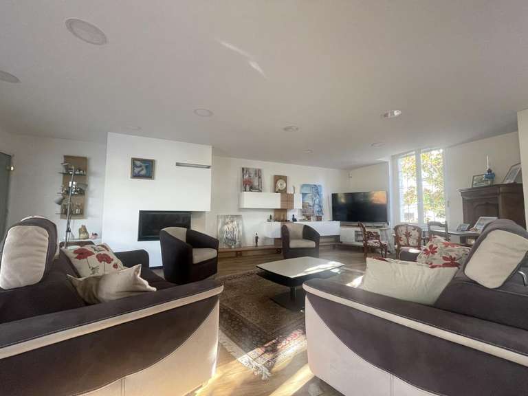 Maison Rezé - 3 chambres - 217m²