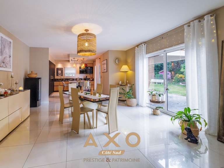 Maison Simiane-Collongue - 4 chambres - 220m²