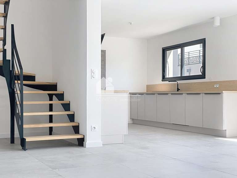 Maison Biéville-Beuville - 4 chambres - 149m²