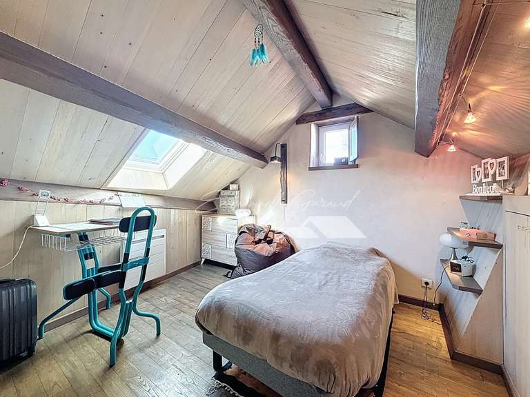 Maison Rivière-sur-Tarn - 5 chambres - 197m²
