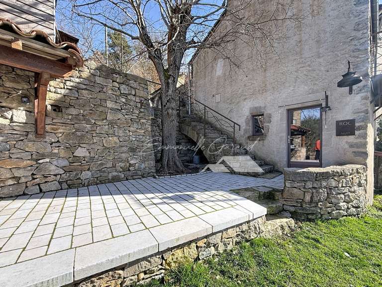 Maison Rivière-sur-Tarn - 5 chambres - 197m²