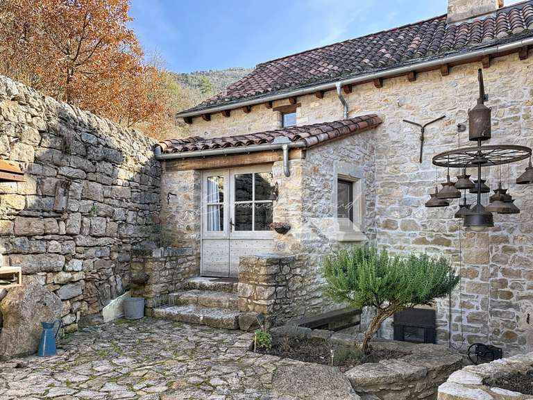 Maison Rivière-sur-Tarn - 5 chambres - 197m²