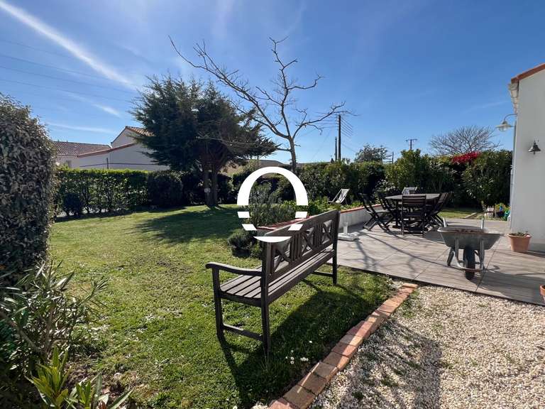 Maison Préfailles - 7 chambres - 182m²