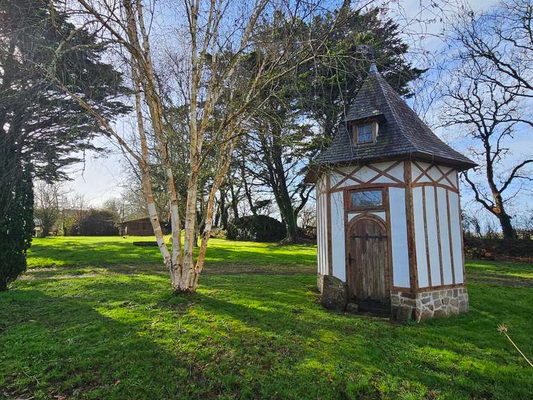 Maison Trégunc - 5 chambres - 226m²