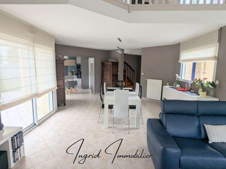Maison Domloup - 6 chambres - 210m²