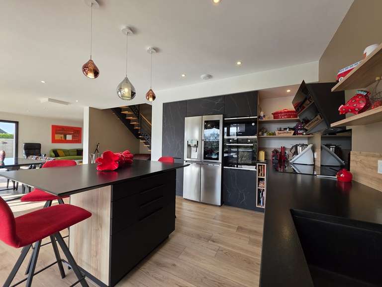 Maison Plobannalec-Lesconil - 4 chambres - 200m²