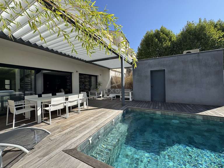 House Bordeaux - 5 bedrooms - 213m²