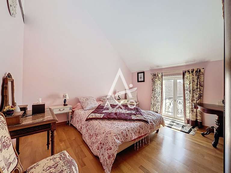 Maison Préfontaines - 6 chambres - 416m²