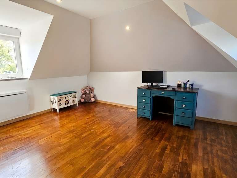 Maison Trégunc - 4 chambres - 228m²