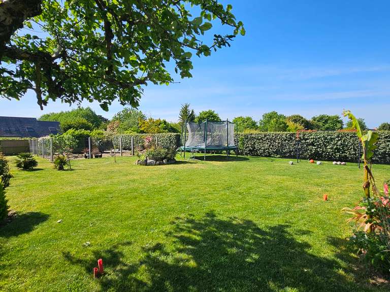 Maison Trégunc - 4 chambres - 228m²