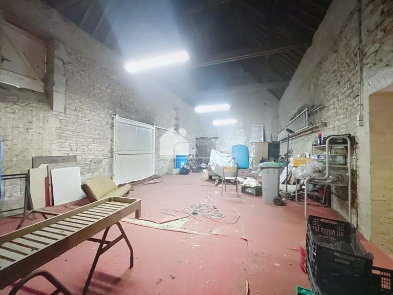 Maison Biéville-Beuville - 6 chambres - 246m²