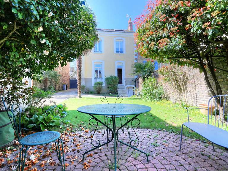 Maison Rennes Jeanne D'arc - 4 chambres - 167m²