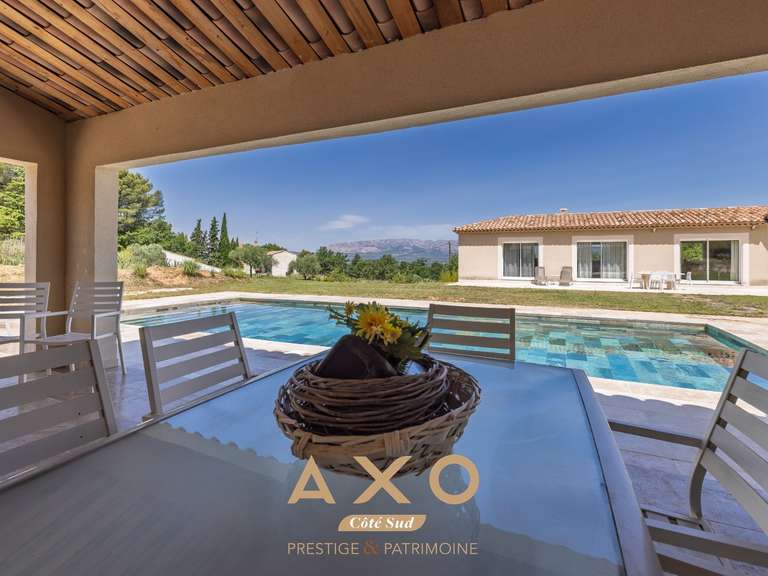 Maison Trets - 4 chambres - 220m²
