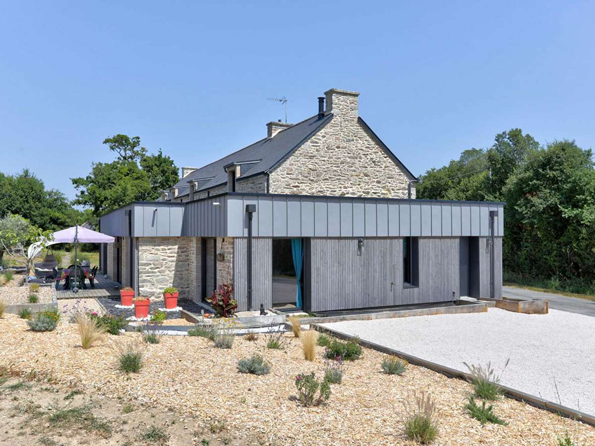 Maison Surzur