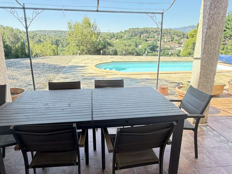 Maison Fuveau - 4 chambres - 120m²