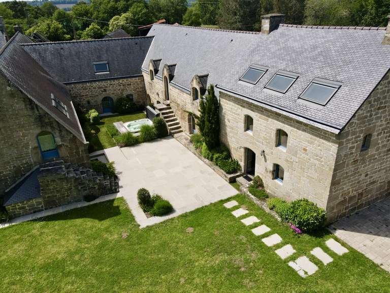 House Pontivy - 5 bedrooms - 376m²