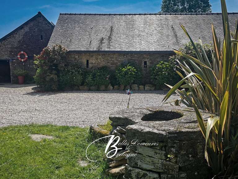 Maison Pluvigner - 4 chambres - 225m²