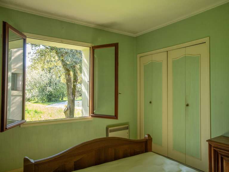 Maison Pernes-les-Fontaines - 3 chambres - 151m²