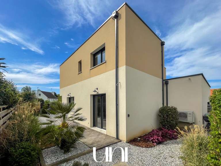 House Saint-Contest - 4 bedrooms - 167m²