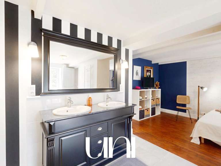 House Courseulles-sur-Mer - 3 bedrooms - 220m²