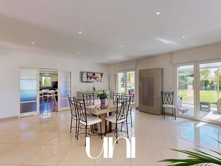 House Saint-Martin-de-Fontenay - 7 bedrooms - 441m²
