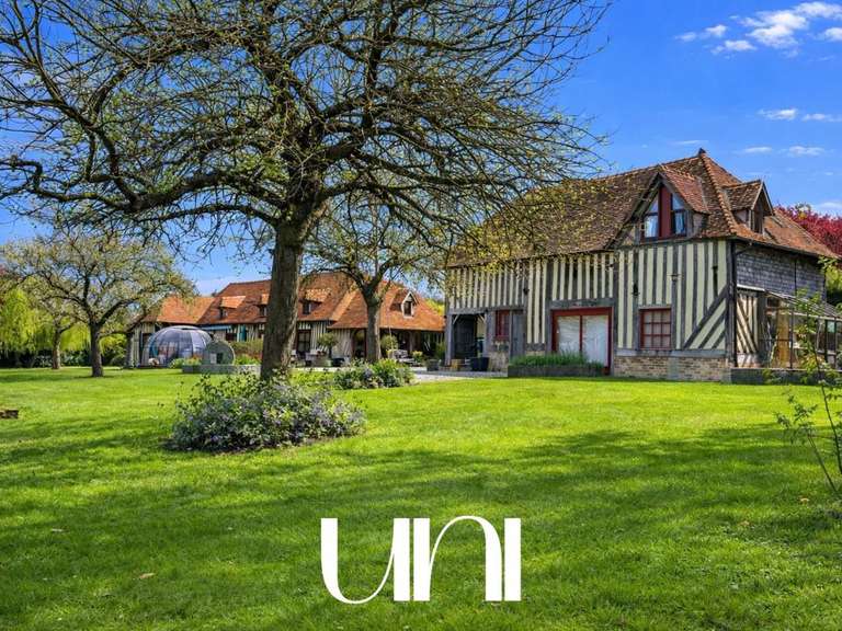 House Vieux-Pont-en-Auge - 6 bedrooms - 287m²