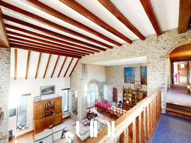 Maison Saint-Aubin-des-Préaux - 8 chambres - 587m²