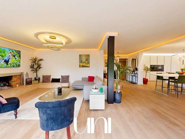 House Saint-Contest - 6 bedrooms - 265m²