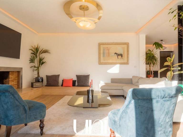 Maison Saint-Contest - 6 chambres - 265m²