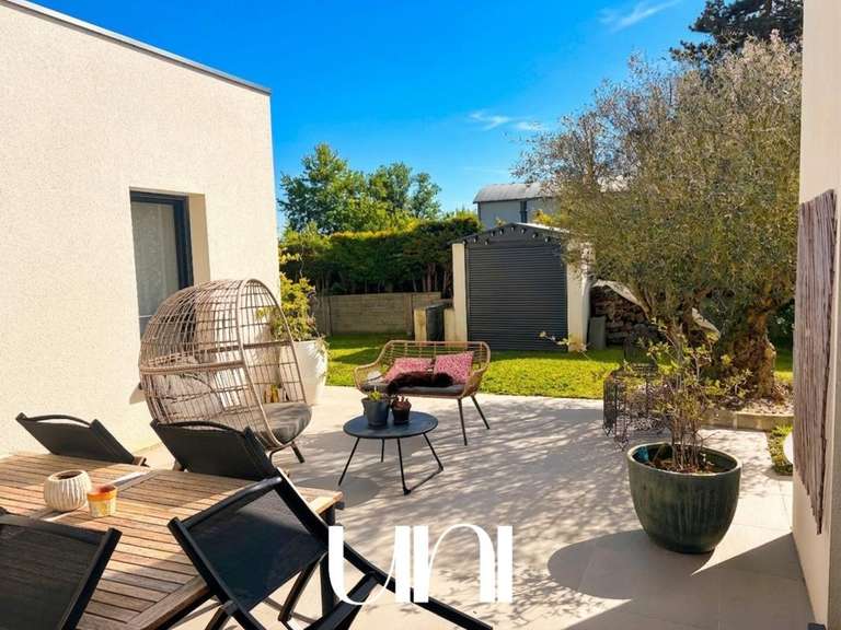 Maison Biéville-Beuville - 4 chambres - 172m²