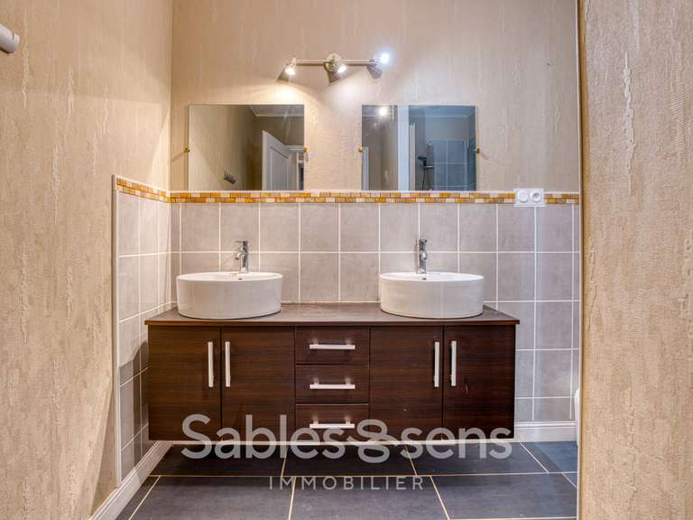 Maison Les Epesses - 11 chambres