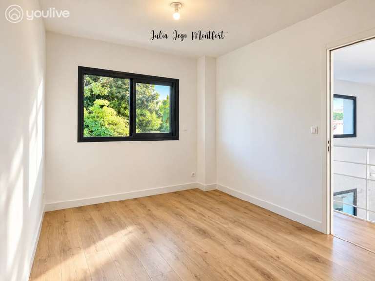 Maison Orvault - 6 chambres - 249m²