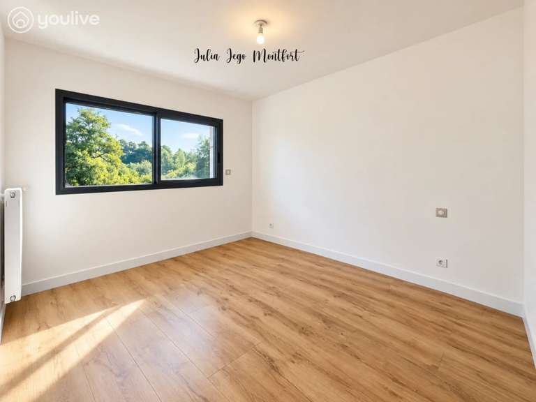 Maison Orvault - 6 chambres - 249m²