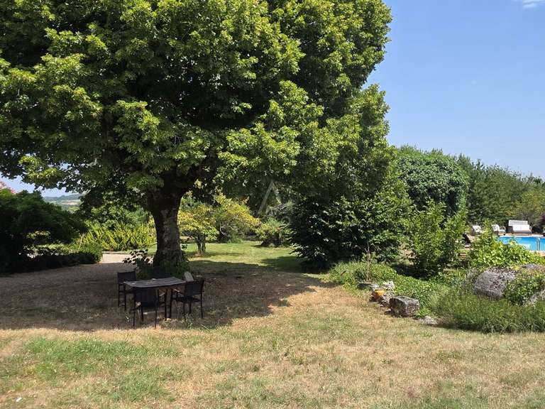 House Berson - 10 bedrooms - 354m²