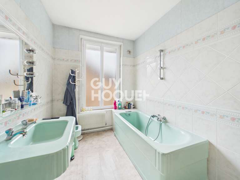 Maison Moult-Chicheboville - 4 chambres - 300m²