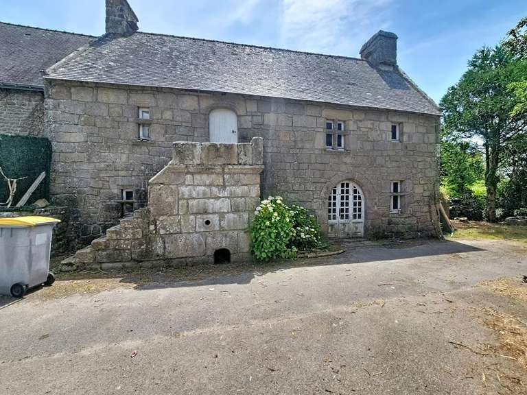 Maison Plouhinec - 4 chambres - 235m²